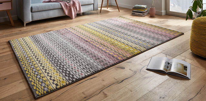 Meurkleurig vloerkleed