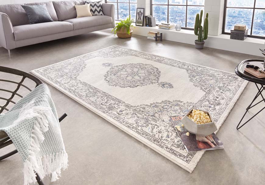 tapis oriental blanc gris