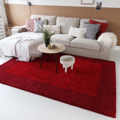 Tapis de couloir poils longs avec Bordure Shaggy Trend - rouge - sfeer