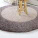 Tapis Rond poils longs avec Bordure Shaggy Trend - taupe - close up zijkant, thumbnail