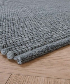 Tapis laine Lett - bleu acier - close up hoek, thumbnail Tapis laine Lett - bleu acier - close up hoek, thumbnail