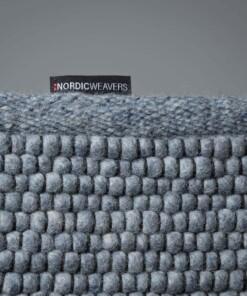 Tapis laine Lett - bleu acier - close up zijkant, thumbnail Tapis laine Lett - bleu acier - close up zijkant, thumbnail