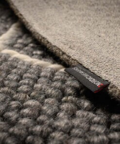 Tapis en laine losange Vinduer - gris foncé/Crème - close up zijkant, thumbnail Tapis en laine losange Vinduer - gris foncé/Crème - close up zijkant, thumbnail