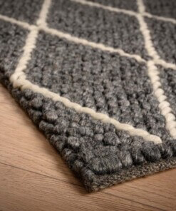 Tapis en laine losange Vinduer - gris foncé/Crème - close up hoek, thumbnail Tapis en laine losange Vinduer - gris foncé/Crème - close up hoek, thumbnail