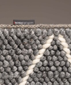 Tapis en laine losange Vinduer - gris foncé/Crème - close up zijkant, thumbnail Tapis en laine losange Vinduer - gris foncé/Crème - close up zijkant, thumbnail