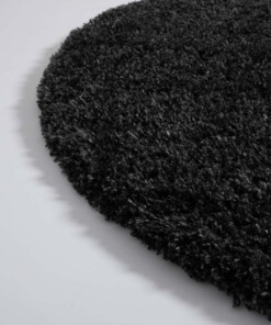 Tapis poils longs Rond - Cozy Shaggy - Anthracite - close up zijkant, thumbnail Tapis poils longs Rond - Cozy Shaggy - Anthracite - close up zijkant, thumbnail