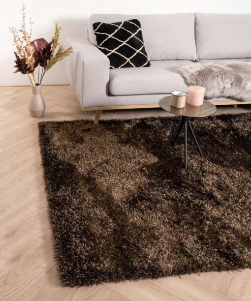 Tapis poils longs Posh - marron - sfeer