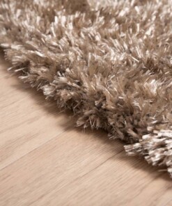 Tapis poils longs Rond Posh - beige - close up zijkant, thumbnail Tapis poils longs Rond Posh - beige - close up zijkant, thumbnail