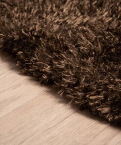 Tapis poils longs Rond Posh - marron - close up zijkant, thumbnail Tapis poils longs Rond Posh - marron - close up zijkant, thumbnail