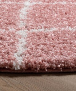 Tapis poils longs Rond losange Habitat - rose/blanc - close up zijkant, thumbnail Tapis poils longs Rond losange Habitat - rose/blanc - close up zijkant, thumbnail