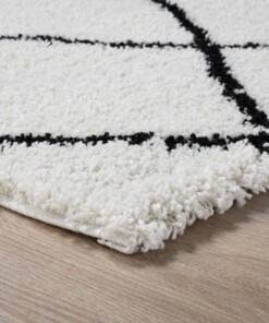 Tapis poils longs Carré losange Artisan - blanc/noir - close up hoek, thumbnail Tapis poils longs Carré losange Artisan - blanc/noir - close up hoek, thumbnail