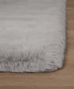 Tapis Carré moelleux poils longs - Comfy Plus - gris clair Tapis Carré moelleux poils longs - Comfy Plus - gris clair