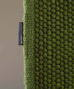 Tapis en laine Lett - vert - close up, thumbnail Tapis en laine Lett - vert - close up, thumbnail