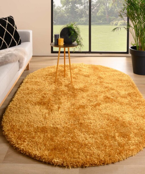 Tapis ovale poils longs - Posh or - sfeer