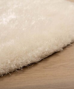 Tapis velours rond - Posh blanc - close up, thumbnail Tapis velours rond - Posh blanc - close up, thumbnail