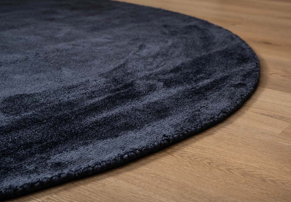 Tapis viscose ovale - Glamour bleu marine - close up Tapis viscose ovale - Glamour bleu marine - close up