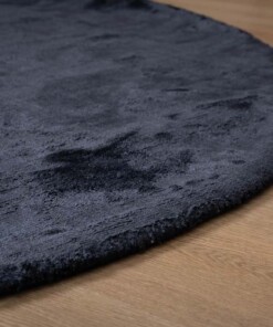 Tapis viscose rond - Pearl bleu marine - close up, thumbnail Tapis viscose rond - Pearl bleu marine - close up, thumbnail