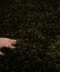 Tapis Shaggy - Meadow vert olive - close up