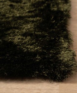 Tapis Shaggy - Spark vert olive - close up, thumbnail Tapis Shaggy - Spark vert olive - close up, thumbnail