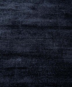 Tapis viscose ovale - Glamour bleu marine - close up, thumbnail Tapis viscose ovale - Glamour bleu marine - close up, thumbnail