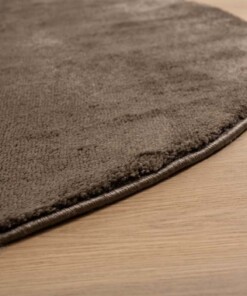 Tapis velours Rond - Flair taupe - close up, thumbnail Tapis velours Rond - Flair taupe - close up, thumbnail