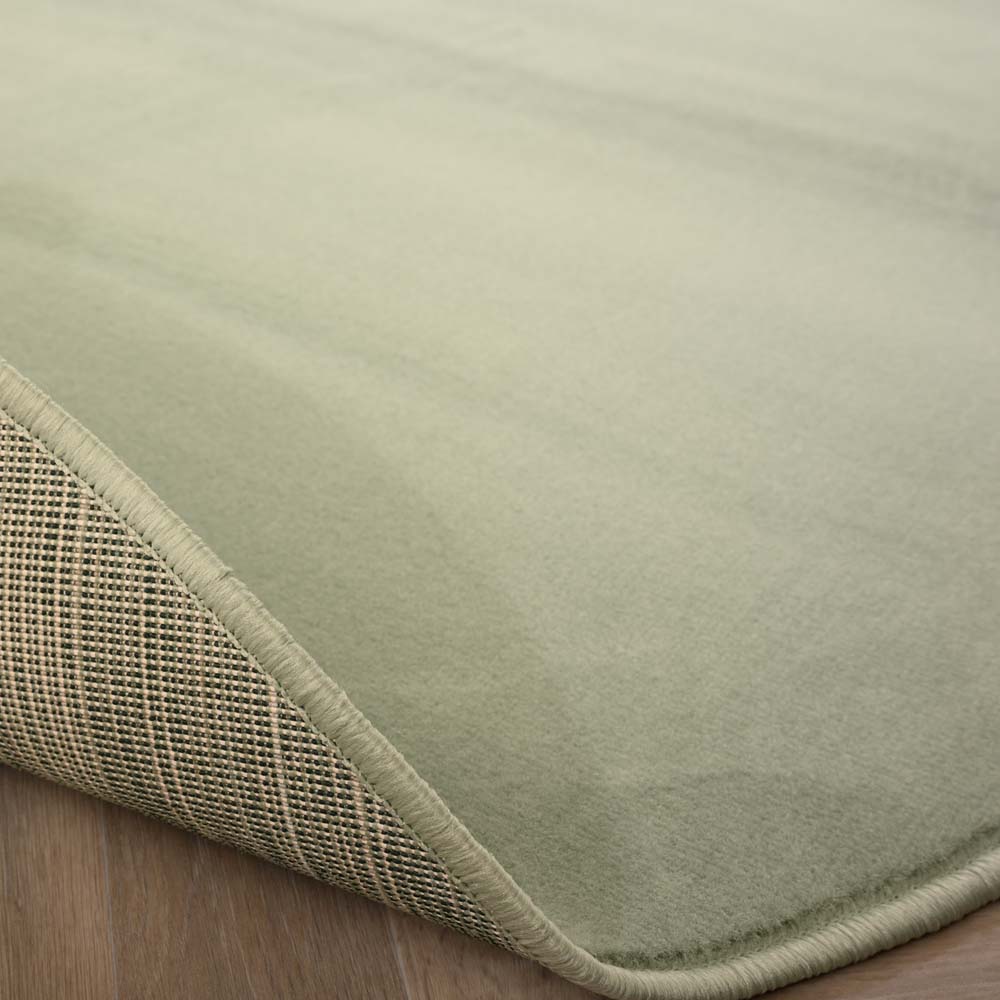 Tapis forme organique - Ease Pebble vert tendre Tapis forme organique - Ease Pebble vert tendre