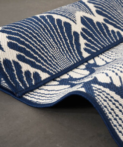 Tapis extérieur moderne - Flip Scale bleu foncé Tapis extérieur moderne - Flip Scale bleu foncé