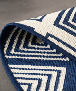 Tapis extérieur rond losanges - Flip Gem bleu foncé Tapis extérieur rond losanges - Flip Gem bleu foncé