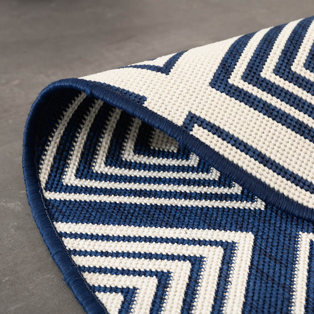 Tapis extérieur rond losanges - Flip Gem bleu foncé Tapis extérieur rond losanges - Flip Gem bleu foncé