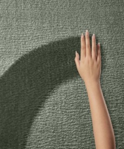 Tapis rond doux - Lior vert foncé (lavable à 30 °C) - close up, thumbnail Tapis rond doux - Lior vert foncé (lavable à 30 °C) - close up, thumbnail