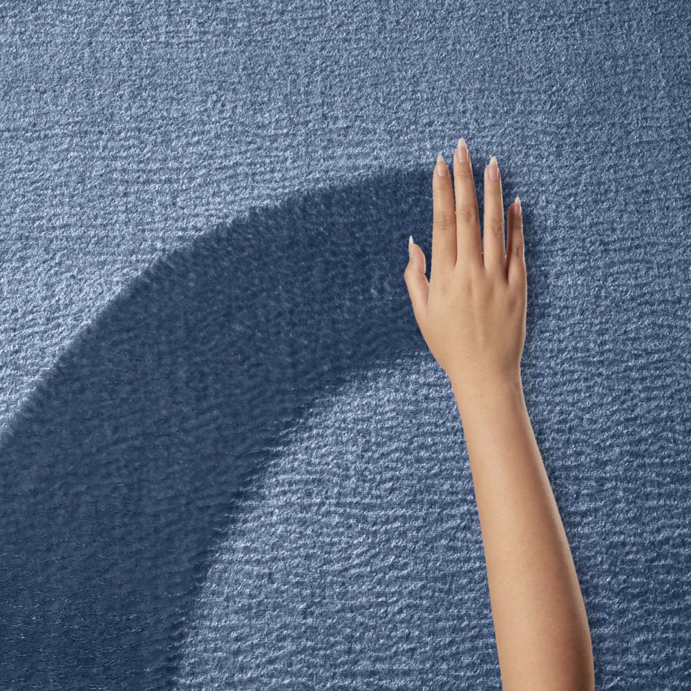 Tapis rond doux - Lior bleu foncé (lavable à 30 °C) - close up Tapis rond doux - Lior bleu foncé (lavable à 30 °C) - close up