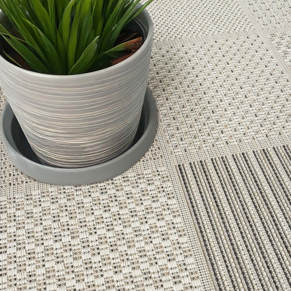 Tapis extérieur carreaux - Lyra beige/gris - close up Tapis extérieur carreaux - Lyra beige/gris - close up
