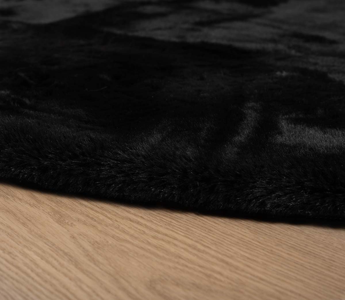 Tapis moelleux ovale - Comfy Plus - noir - close up Tapis moelleux ovale - Comfy Plus - noir - close up