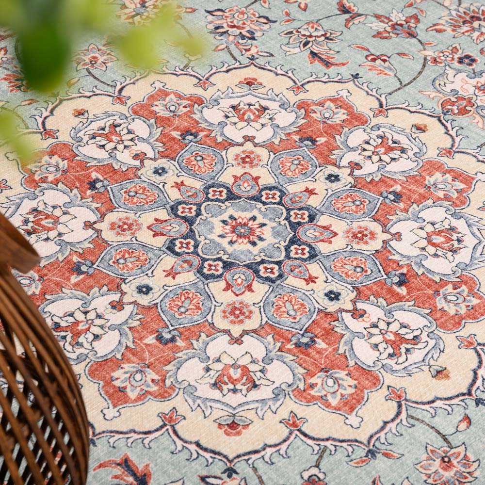 Tapis extérieur vintage carré - Valenca Nova vert sauge/rouge - close up Tapis extérieur vintage carré - Valenca Nova vert sauge/rouge - close up