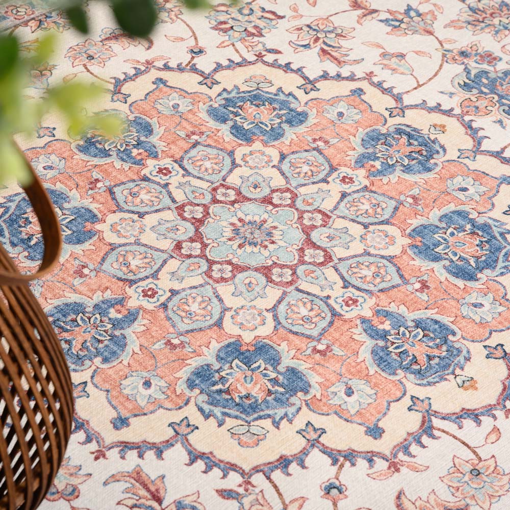 Tapis extérieur vintage - Valenca Nova crème/rouge - close up Tapis extérieur vintage - Valenca Nova crème/rouge - close up