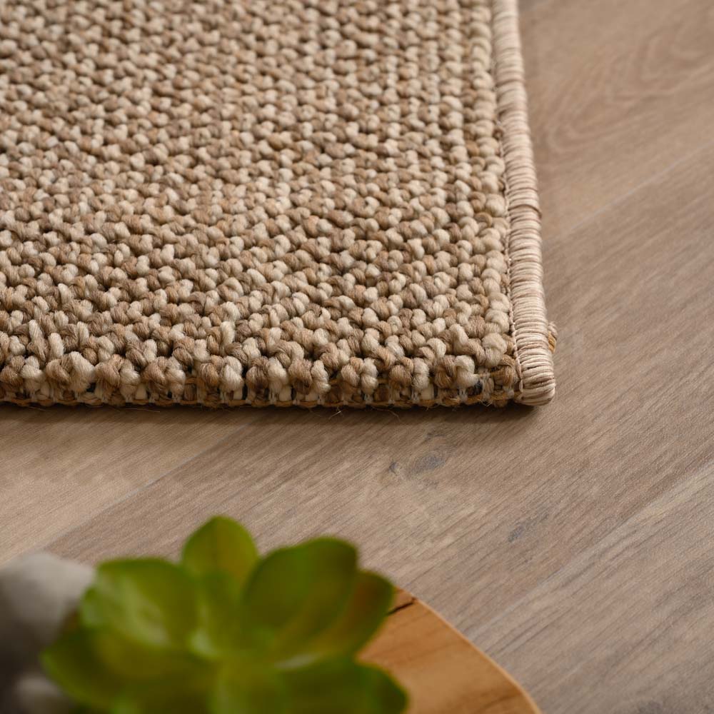 Tapis de couloir poil ras - Loom marron - close up Tapis de couloir poil ras - Loom marron - close up