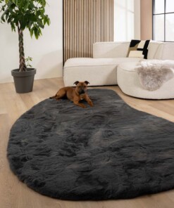 Tapis doux forme organique - Comfy Plus gris foncé - sfeer