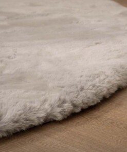 Tapis doux forme organique - Comfy Plus gris clair - close up, thumbnail Tapis doux forme organique - Comfy Plus gris clair - close up, thumbnail