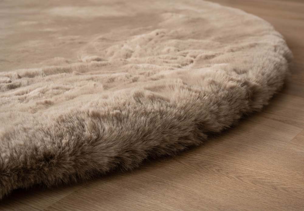 Tapis rond doux - Comfy Deluxe taupe - close up Tapis rond doux - Comfy Deluxe taupe - close up