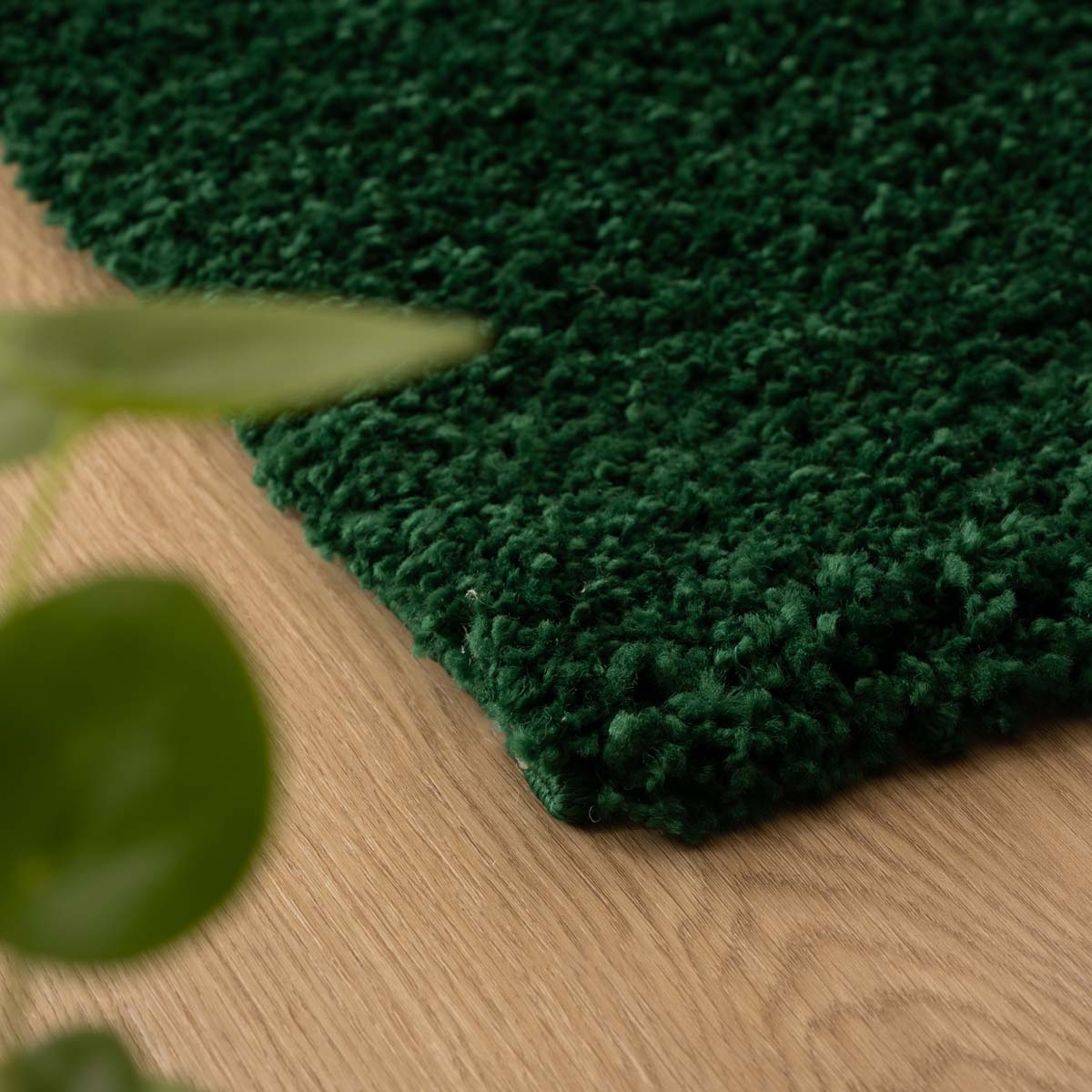 Tapis Carré poils longs Shaggy Trend - vert émeraude - close up Tapis Carré poils longs Shaggy Trend - vert émeraude - close up