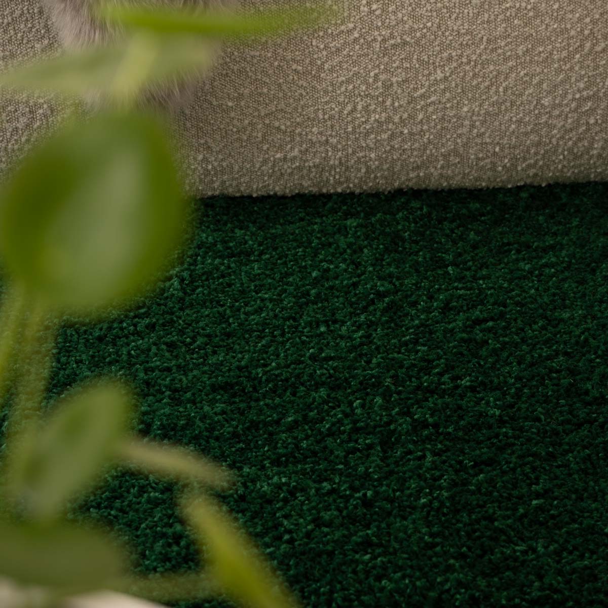 Tapis ovale poils longs - Shaggy Trend vert émeraude - close up Tapis ovale poils longs - Shaggy Trend vert émeraude - close up