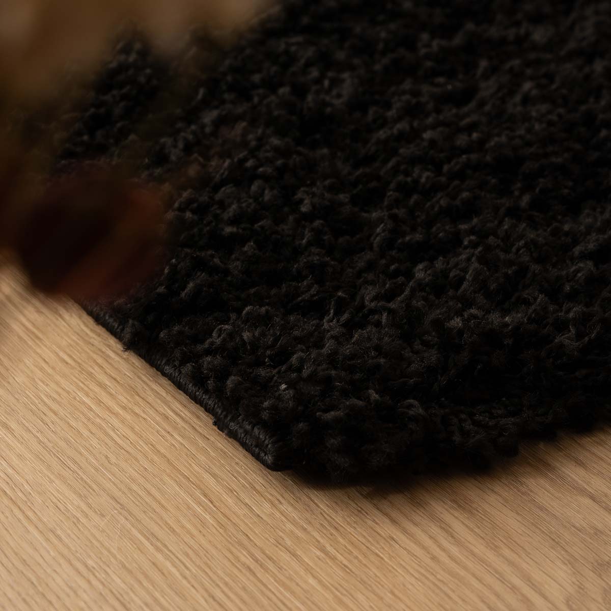 Tapis Carré poils longs Shaggy Trend - noir - close up Tapis Carré poils longs Shaggy Trend - noir - close up