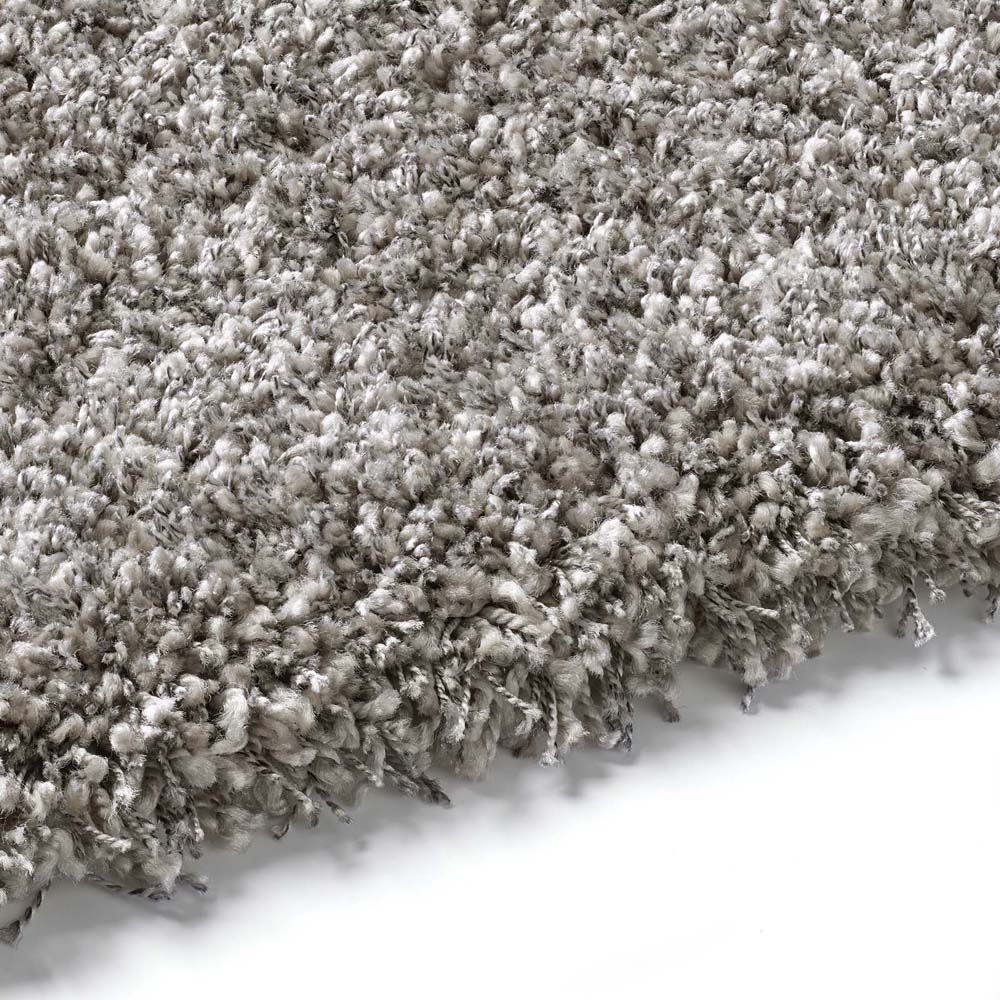 Tapis de couloir poils longs - Shaggy Prime argent - close up Tapis de couloir poils longs - Shaggy Prime argent - close up