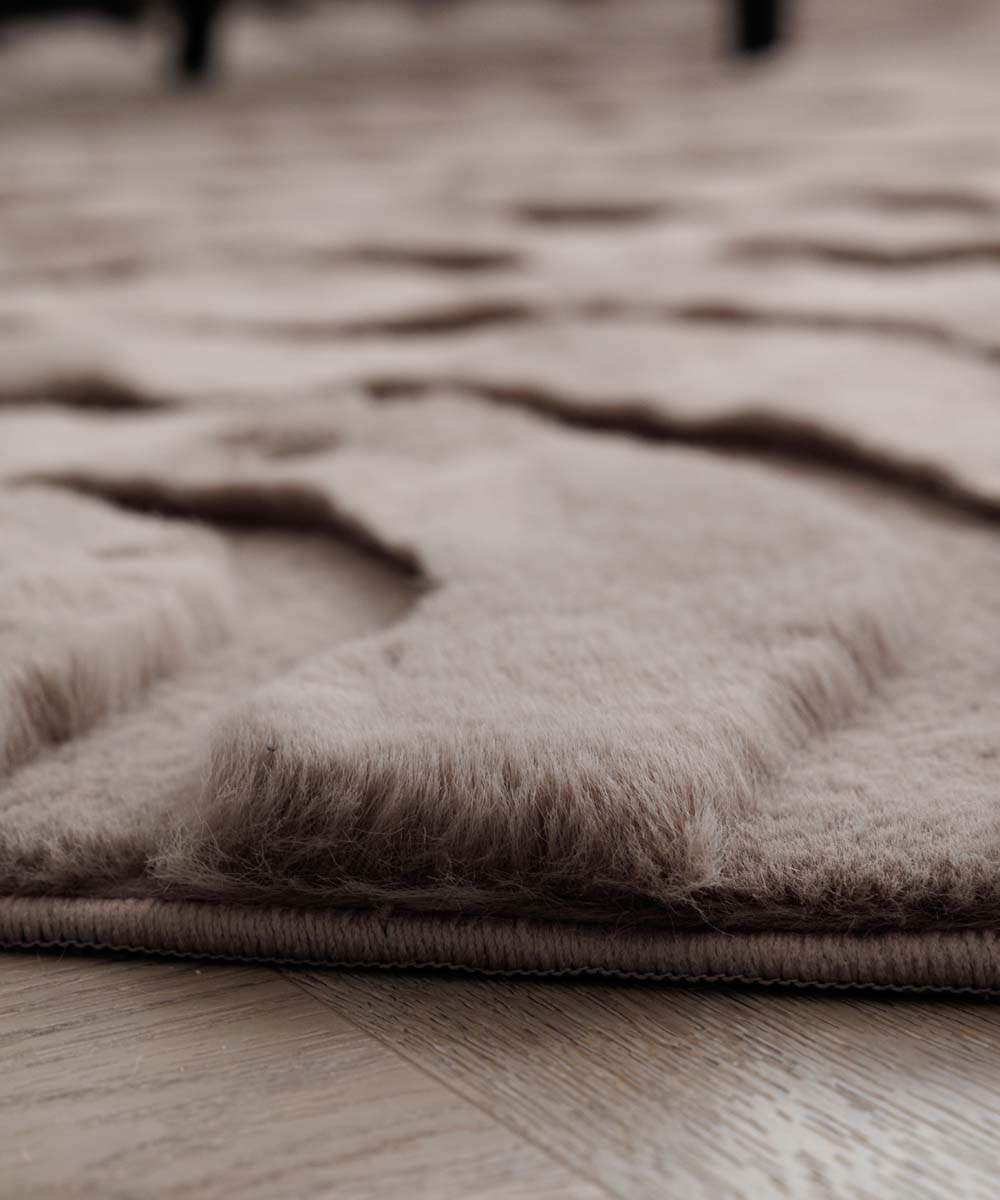 Tapis rond moelleux - Carvy Taupe - close up Tapis rond moelleux - Carvy Taupe - close up