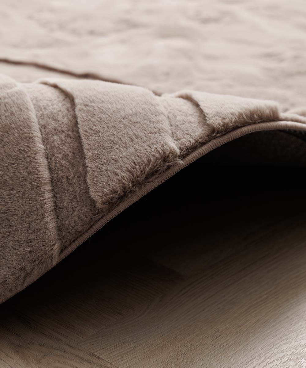 Tapis rond moelleux - Carvy Taupe - close up Tapis rond moelleux - Carvy Taupe - close up