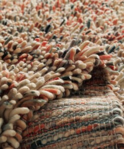 Tapis en laine à poils longs - Aurelia multicolore - close up, thumbnail Tapis en laine à poils longs - Aurelia multicolore - close up, thumbnail