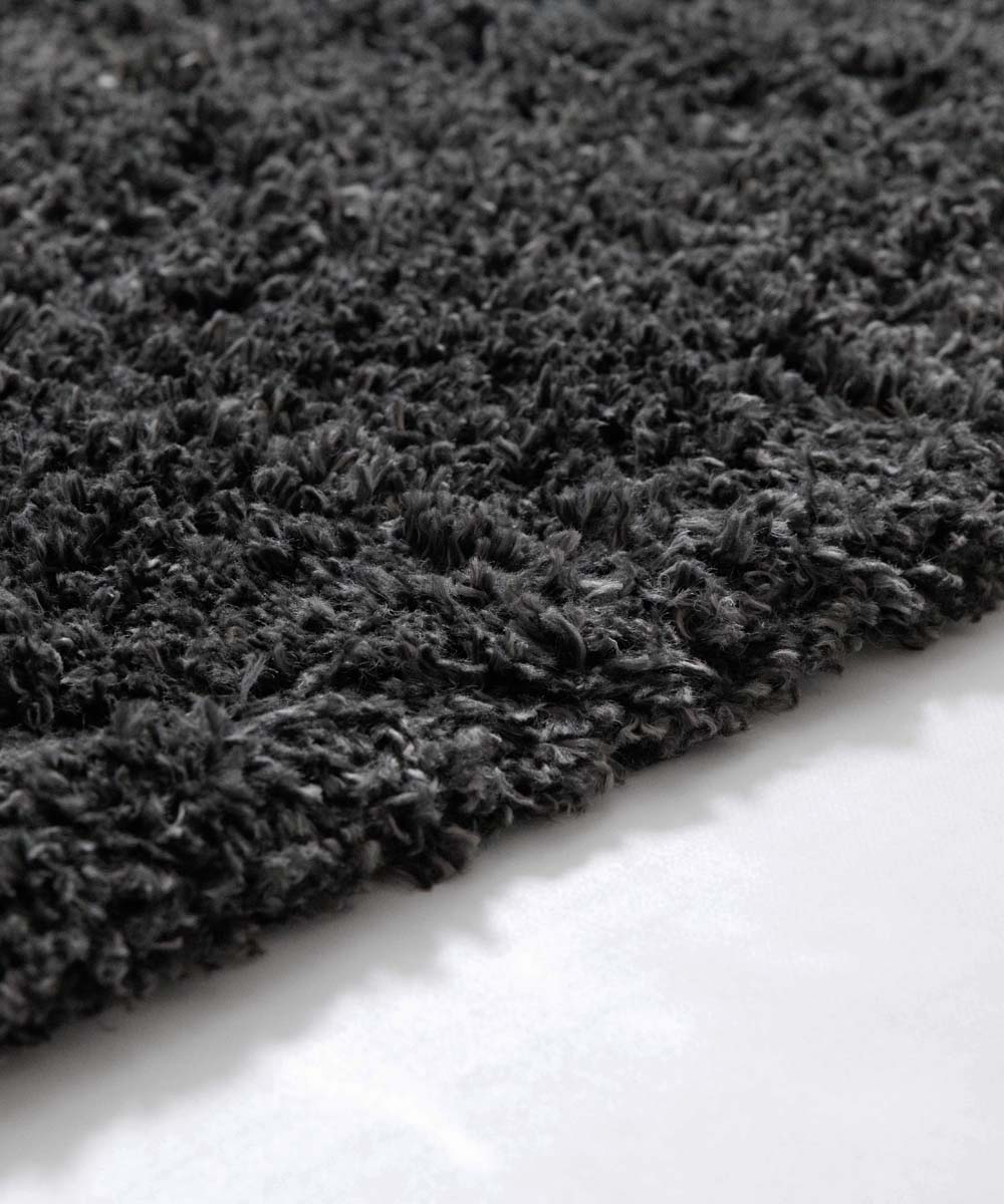 Tapis de couloir poils longs - Shaggy Confort gris foncé - close up Tapis de couloir poils longs - Shaggy Confort gris foncé - close up
