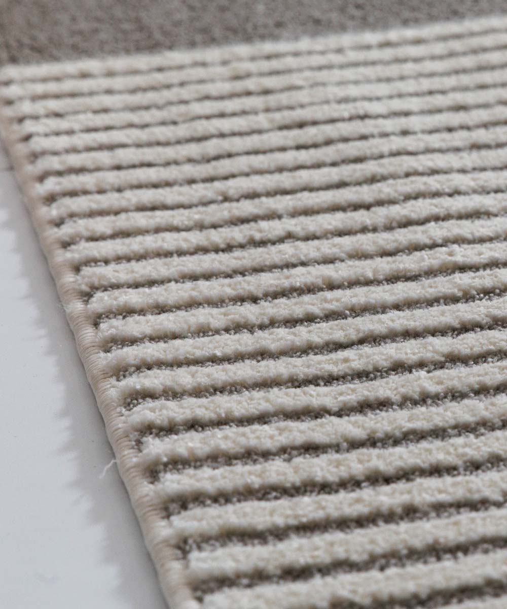 Tapis scandinave - Ridge Sora crème/gris - close up Tapis scandinave - Ridge Sora crème/gris - close up