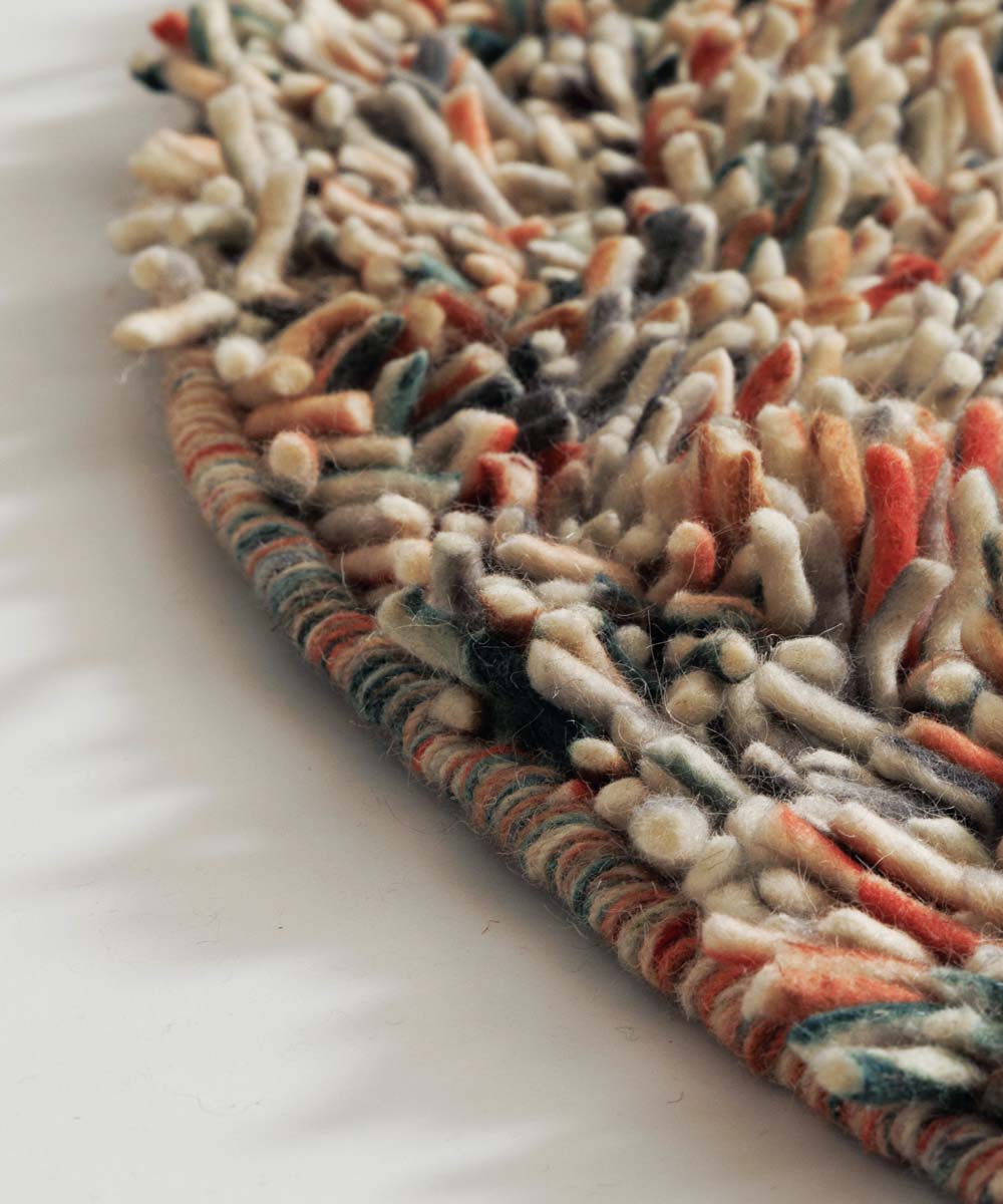 Tapis rond en laine - Aurelia multicolore - close up Tapis rond en laine - Aurelia multicolore - close up