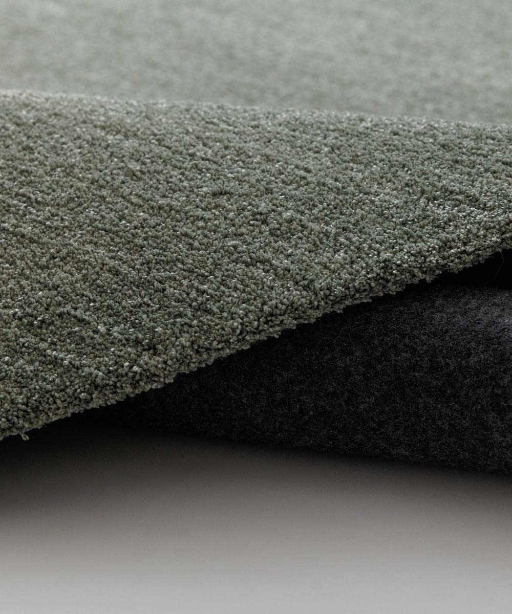 Tapis rond lavable - Softwash vert sauge - close up Tapis rond lavable - Softwash vert sauge - close up